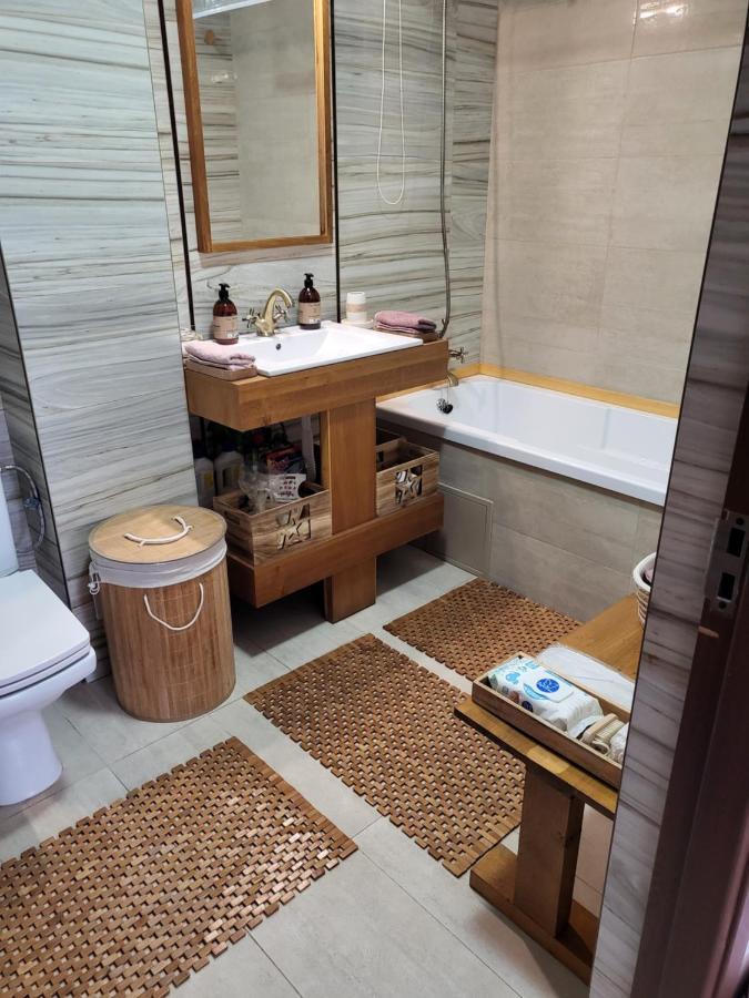 Art House Apartment ฟลอเรชติ ภายนอก รูปภาพ